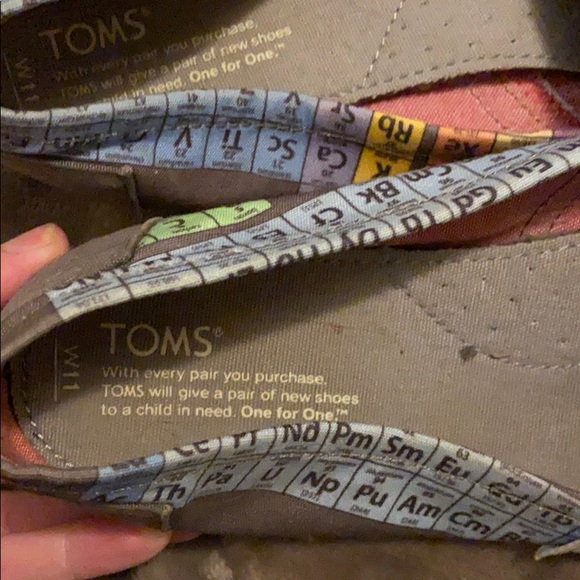 🔴3 for $15🔴 TOMS Size 11 Periodic Table Shoes - Picture 2 of 6